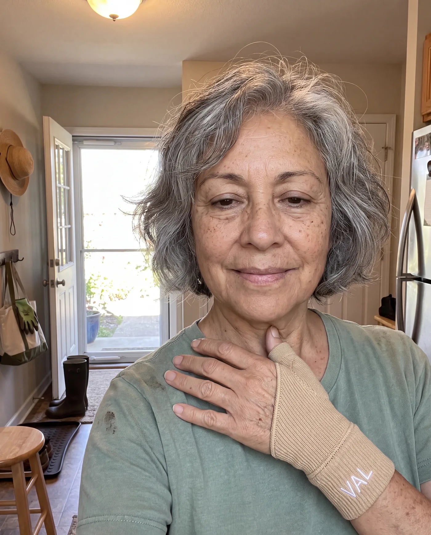 Barbara S. using the Thumb Stabilizer