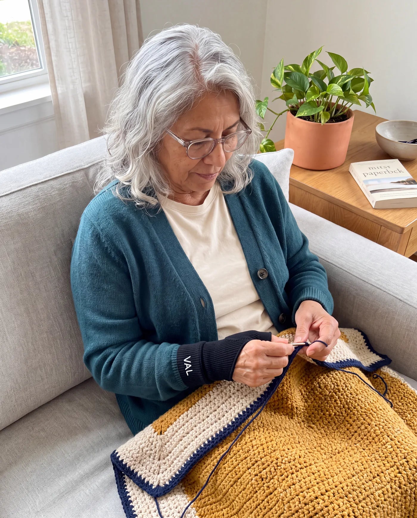 Nancy F. using the Thumb Stabilizer