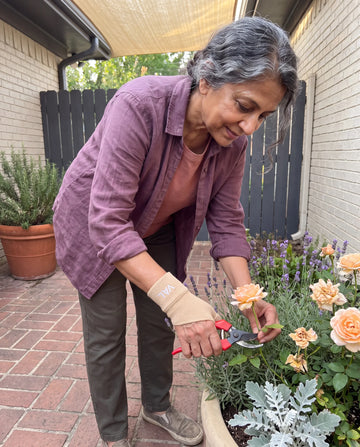 The Gardening Thumb Stabilizer